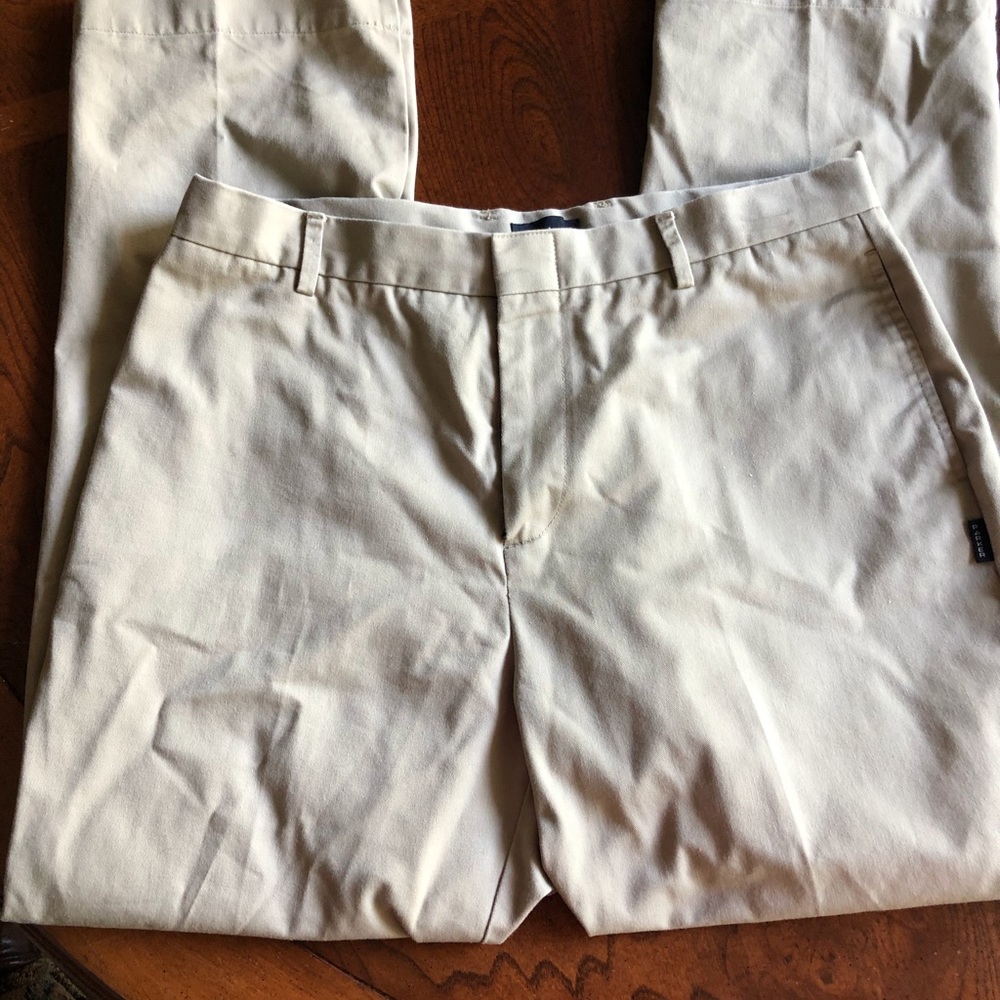 Men’s khaki pants 34H x 30